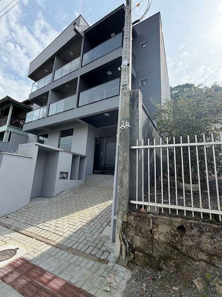 Studio Completo c/ Wi-Fi | Excelente Localização